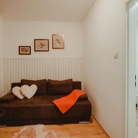 Apartman Lovric Джяково Экстерьер фото
