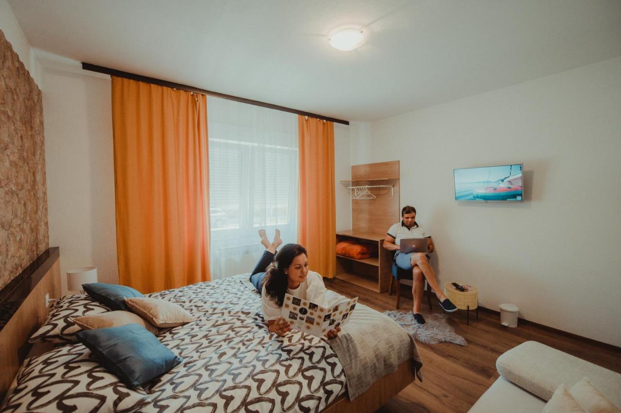 Apartman Lovric Джяково Экстерьер фото