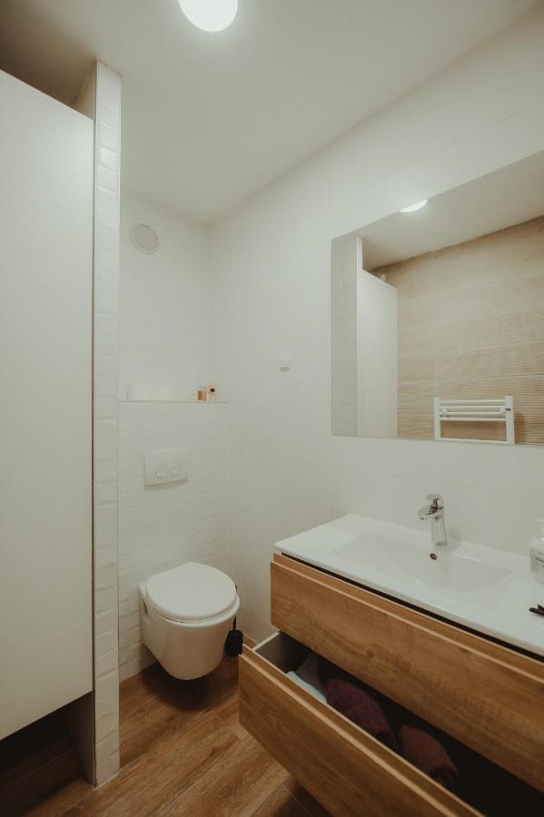 Apartman Lovric Джяково Экстерьер фото